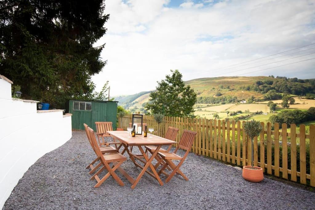 Hillside Cottage, Countryside Views Near Llangollen Корвэн Экстерьер фото